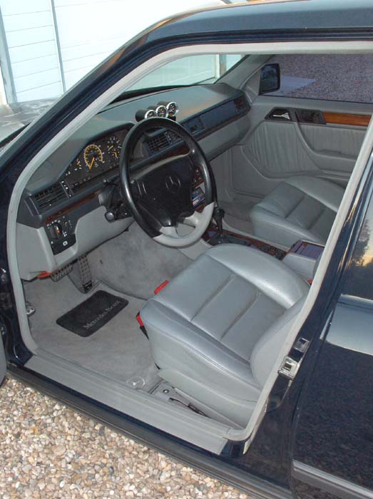 w124 interior